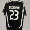 camiseta de fútbol negra del Real Madrid de David Beckham