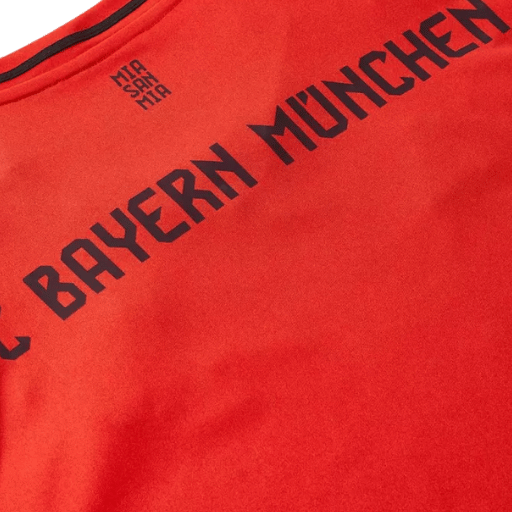 Kit de camisetas locales del Bayern de Múnich 2024/25