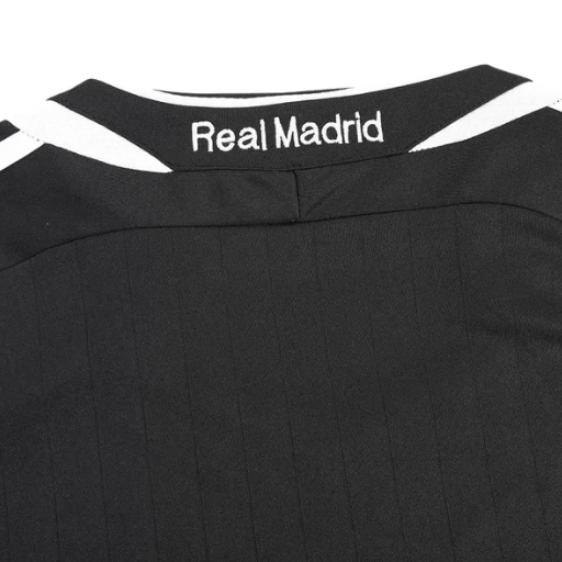 Maillot de football vintage Real Madrid à manches longues 2006/07