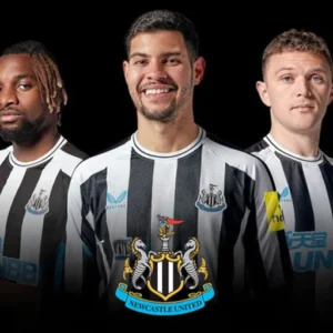 Newcastle United Crest : Histoire, hippocampe et évolution des insignes de club