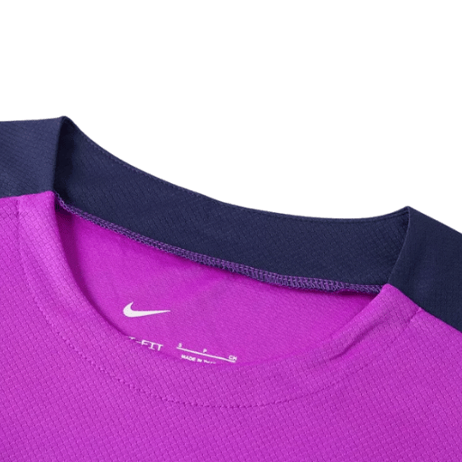 Maillot de football d'avant-match de Barcelone 2025/26 violet