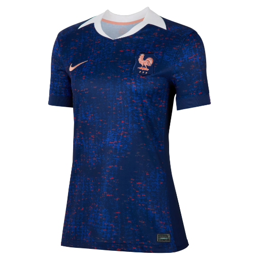 How to Choose the Best Fit for Women's Soccer Jerseys