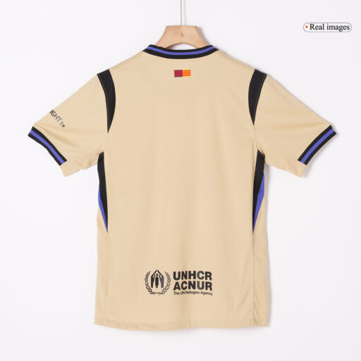 Kit de camisetas de visitante del Barcelona 2025 26 lado derecho-1