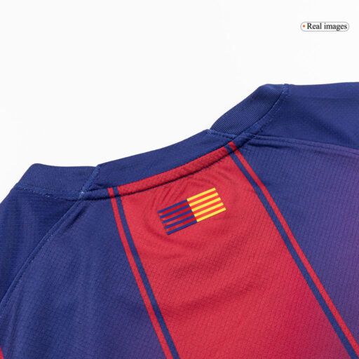 PEDRI 8 Camiseta Barcelona Home Soccer 2025 26 UCL Detalle-1