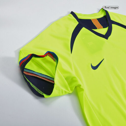 Maillot Retro Soccer Barcelone Extérieur 2005 06 Détail-1