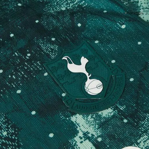 Lateral izquierdo de la camiseta de fútbol versión jugador de tercera equipación del Tottenham Hotspur SON 7
